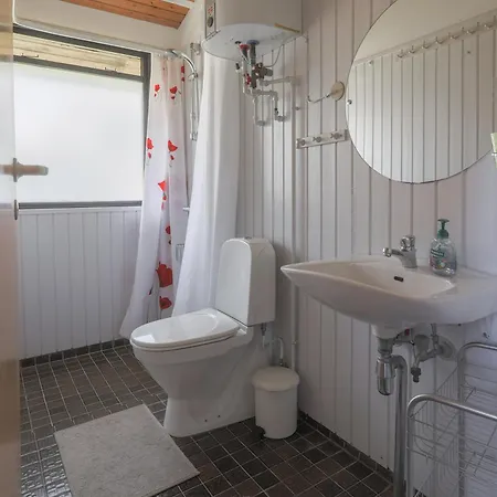 Magnificent House With Splendid View To The Sea Tatil Evi Fåborg