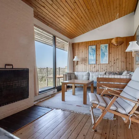 Magnificent House With Splendid View To The Sea Vakantiehuis *